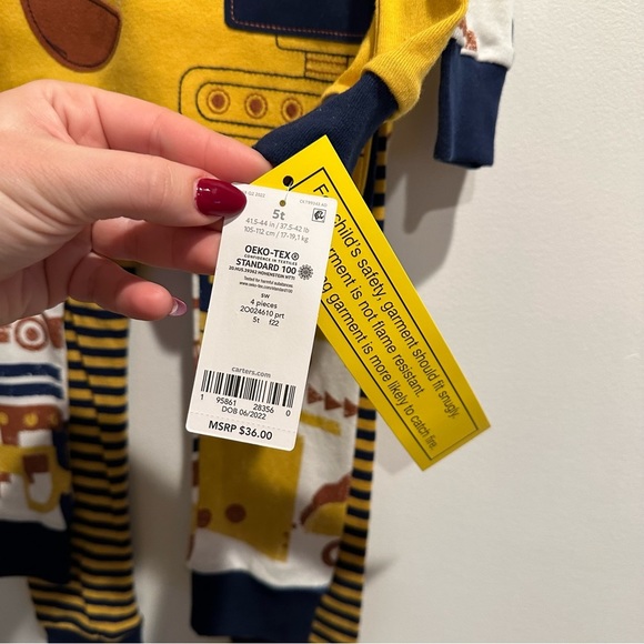 NWT Carter's Toddler 4-Piece 100% Cotton Snug Fit Construction Trucks PJs 5T - Picture 4 of 5